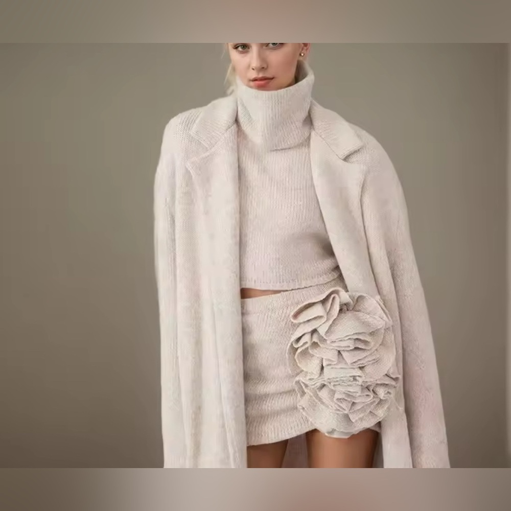 NEW $295 Tres Roe Three Piece Cream Sweater Set - Picture 9 of 10